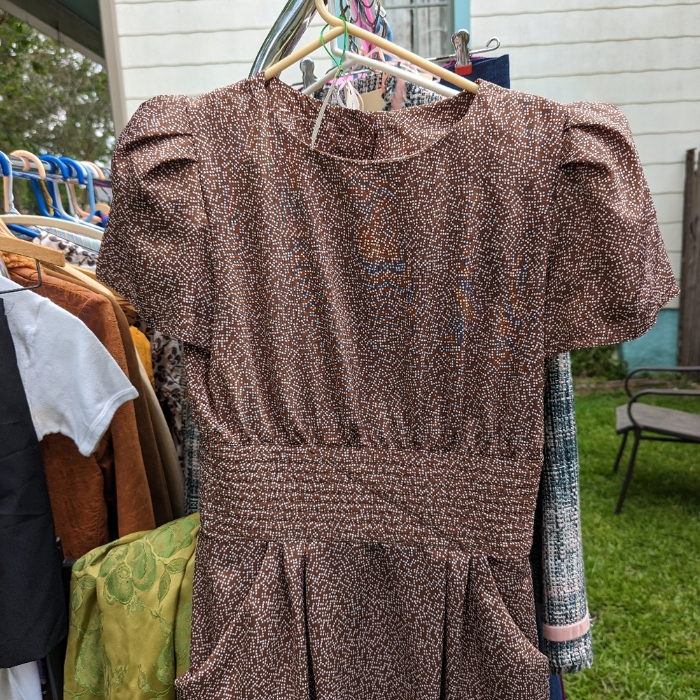 Vintage 80s/90s dress, brown and cream dots with Pockets!